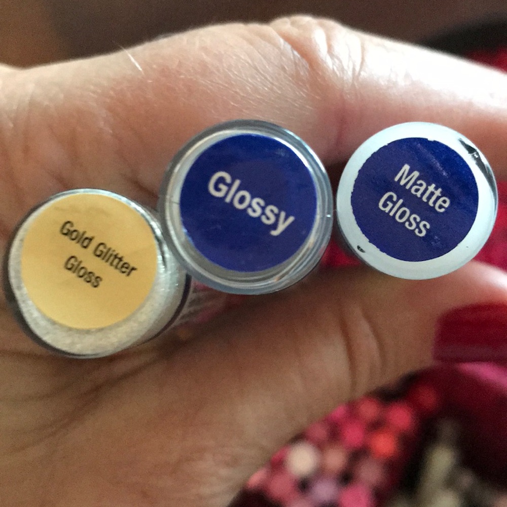 Lipsense long lasting lip color - Picture 3 of 5